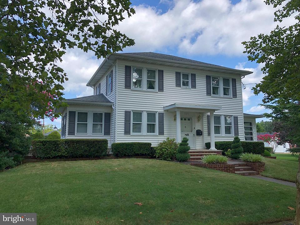 1st image of 521 Liverpool Ave
