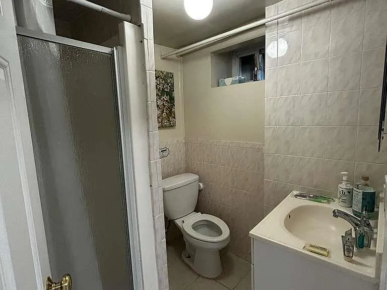 30 Ferdinand Pl — Photo 7