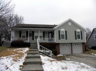 1205 Maple Ln, Pleasant Hill, MO 64080