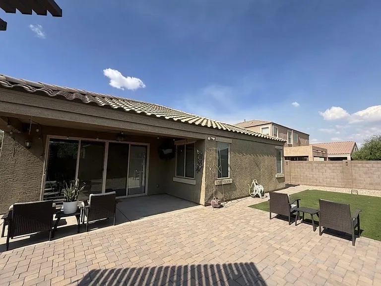 9423 W Oregon Ave — Photo 6