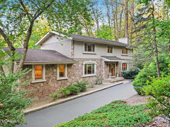 21 Stoney Brook Road, Holmdel, NJ 07733