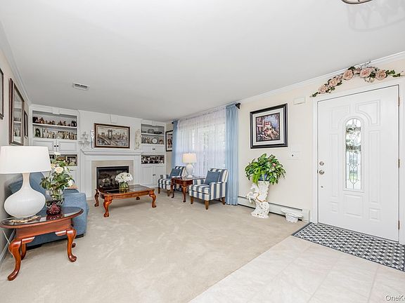 4th image of 4 Vera Court