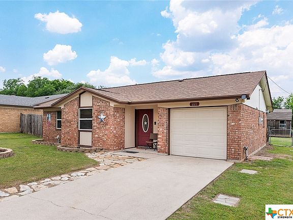 2nd image of 227 Bridle Dr
