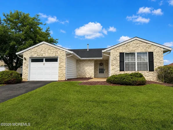 70 Suffolk Way, Marlboro, NJ 07746