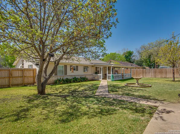 112 Shadywood, Boerne, TX 78006