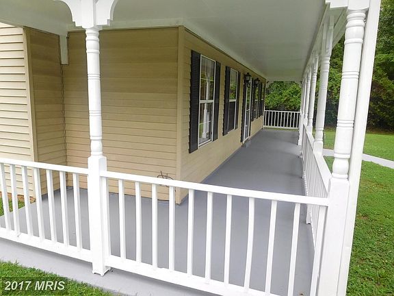 Extended (wrap around) Porch