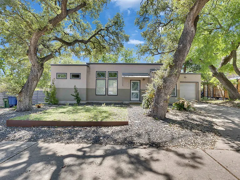 3808 Menchaca Rd — Photo 28