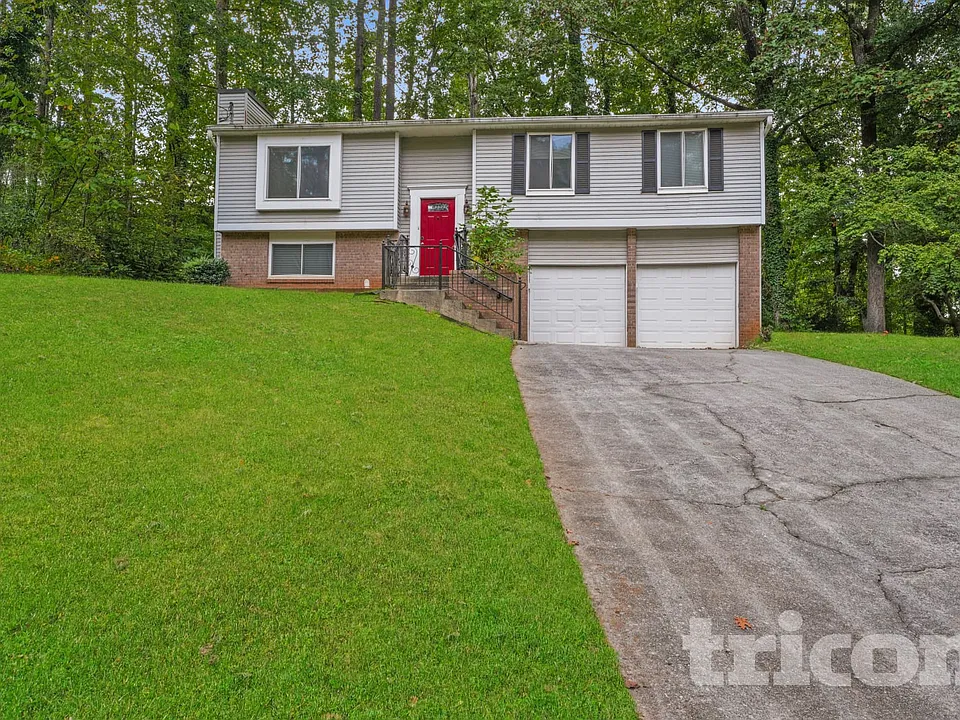 5909 Chatham Ct
