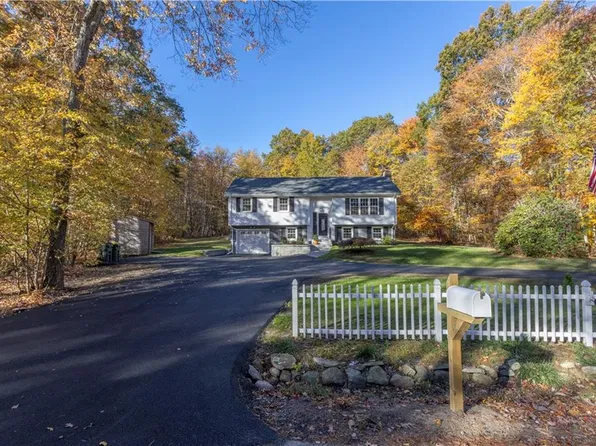 1568 Wallum Lake Rd, Pascoag, RI 02859