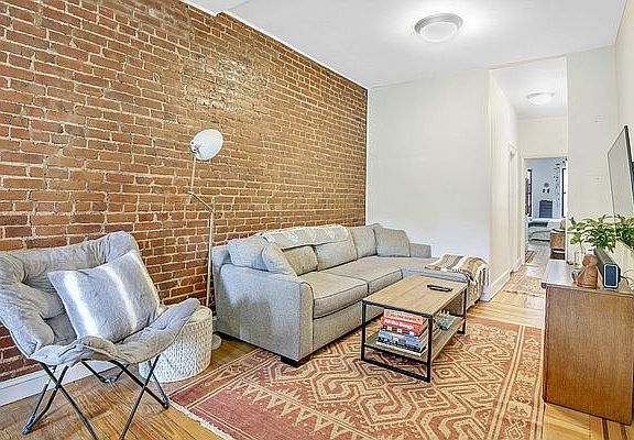 5th image of 520 E 85th St APT 4W