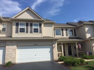 2328 Moonlight Ct, Aurora, IL 60503