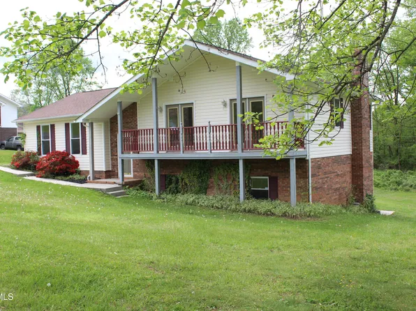 641 Dryden Heights Dr, Dryden, VA 24243