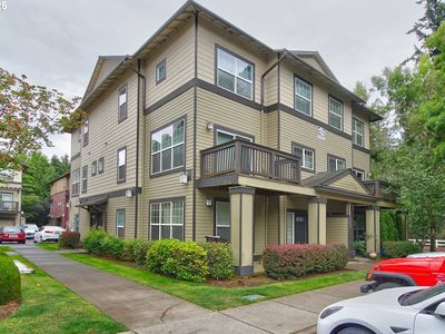 22860 SW Forest Creek Dr UNIT 203, Sherwood, OR, 97140