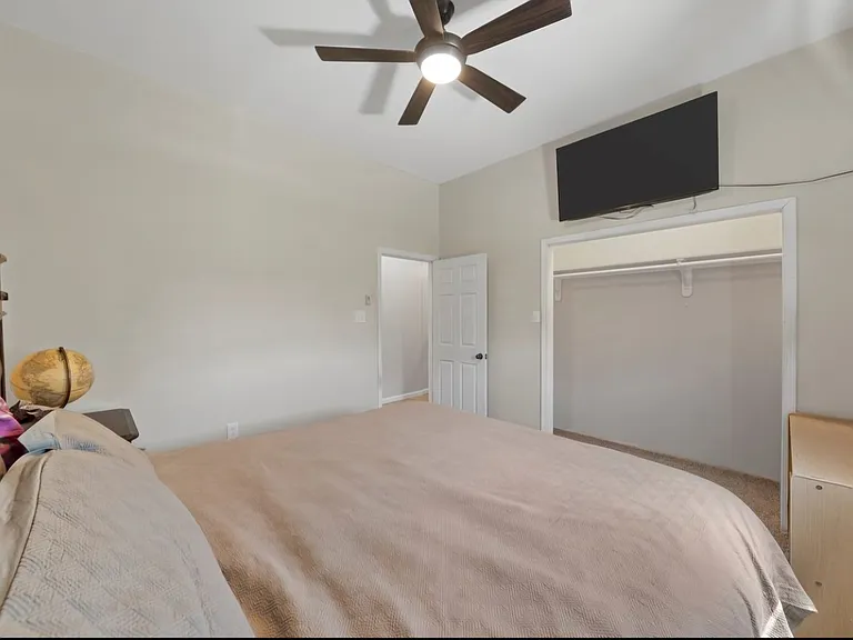 1571 Highland Park Way — Photo 12