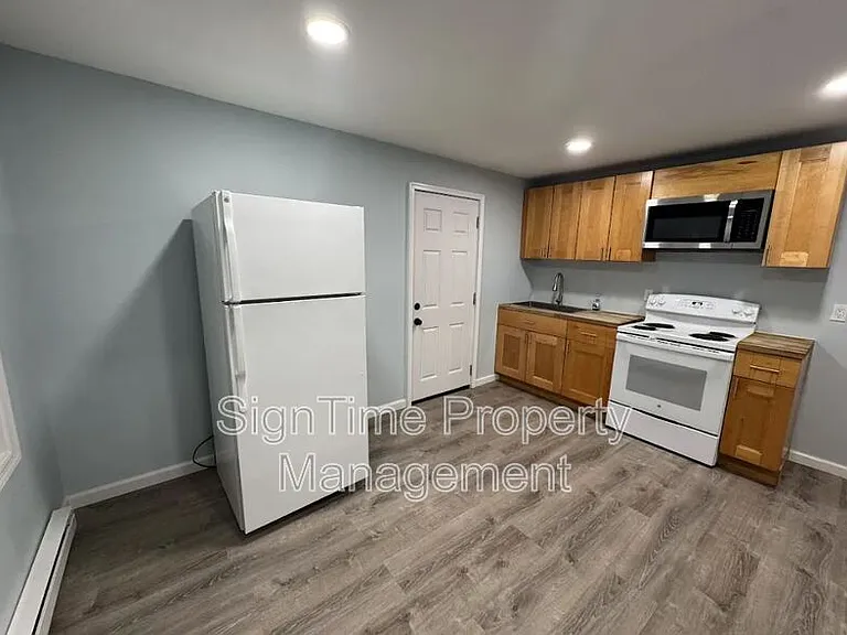 117 N Conococheague St #5 — Photo 1