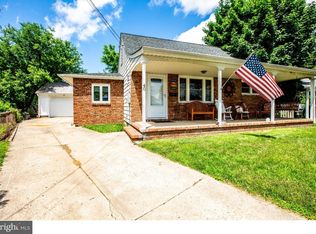 40 Benson Ln, Hamilton, NJ 08610