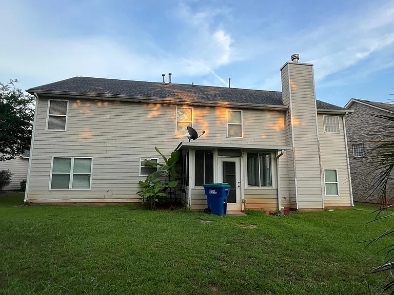 2547 Wrangler Dr SW — Photo 23