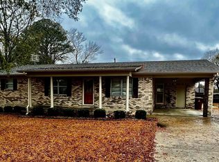 909 Cooper Ln SW, Hartselle, AL 35640