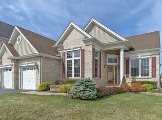 12 Riviera Dr, Monroe Township, NJ 08831