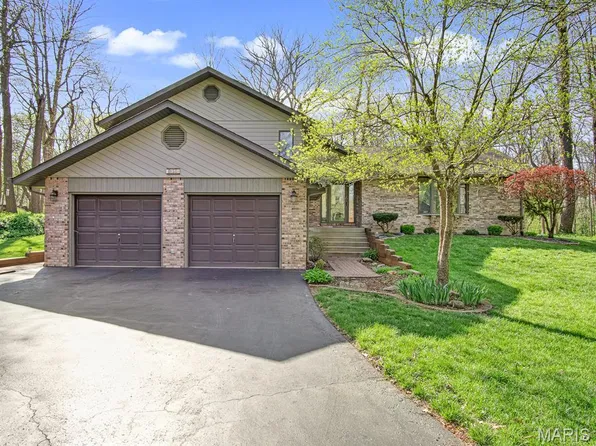 158 Dianne Dr, Belleville, IL 62220