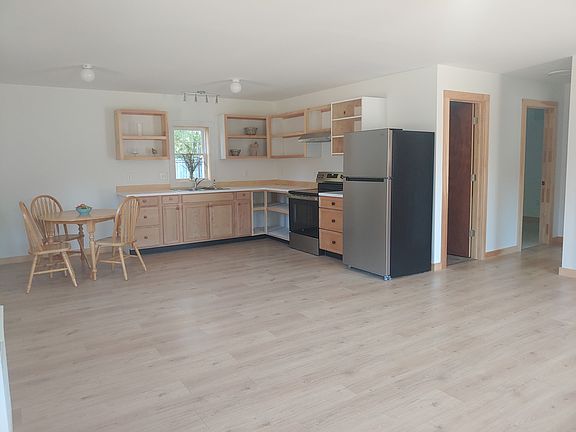 2nd image of 263 Emerys Bridge Rd #A