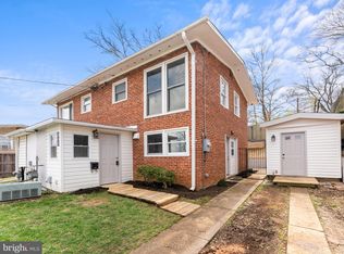 5214 10th Pl S, Arlington, VA 22204
