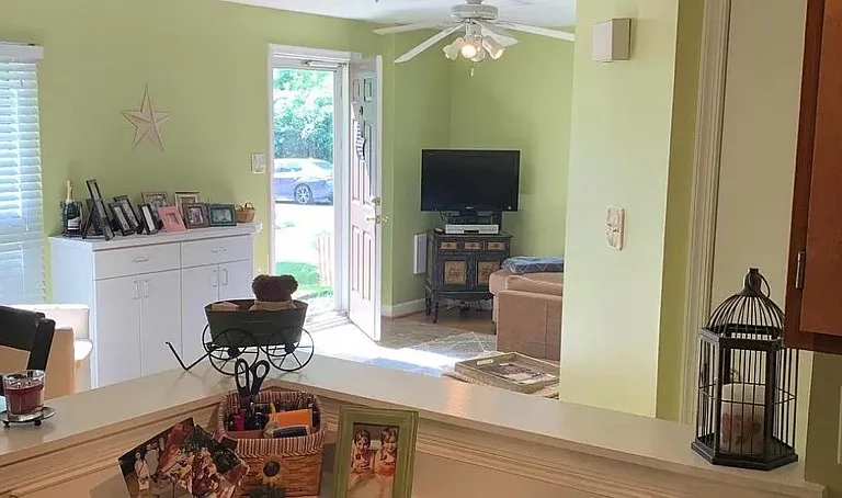7919 Foxcrest Ct — Photo 4