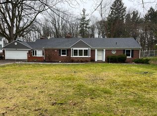 525 N Kalamazoo Ave, Marshall, MI