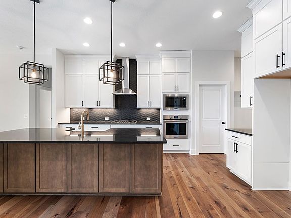 The Spiceland - Kitchen