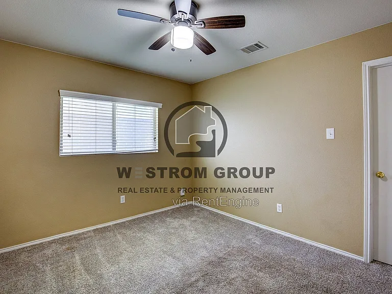 7000 Sylvan Meadows Dr — Photo 31