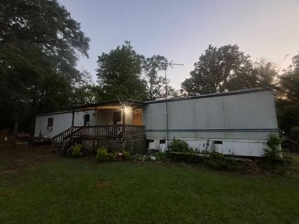 305 S Oak St, Mize, MS 39116