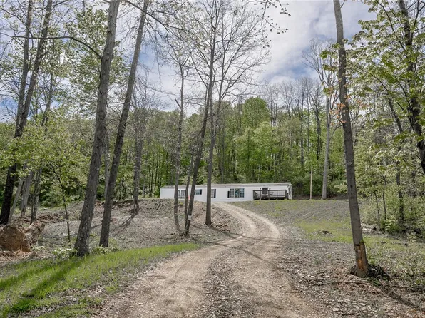 780 N Ridge Rd, Shelocta, PA 15774