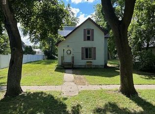 409 S Cherry St, Kalkaska, MI