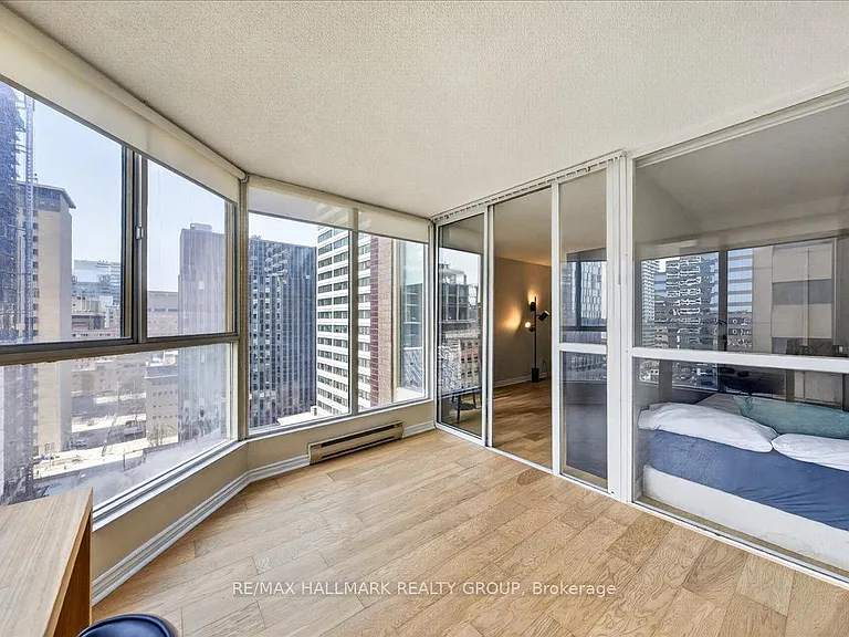 55 Centre Ave #1506 — Photo 19