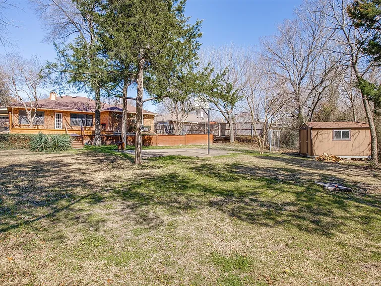 4940 Hollow Ridge Rd — Photo 17