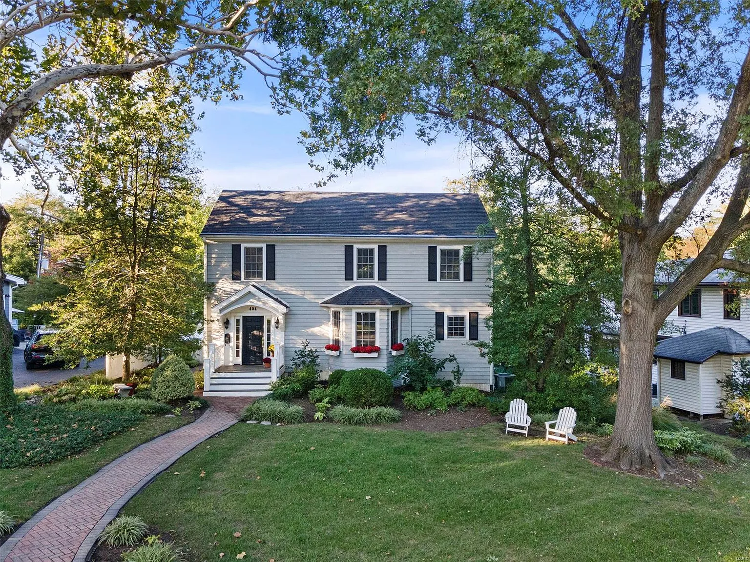 404 Park Rd photo 1