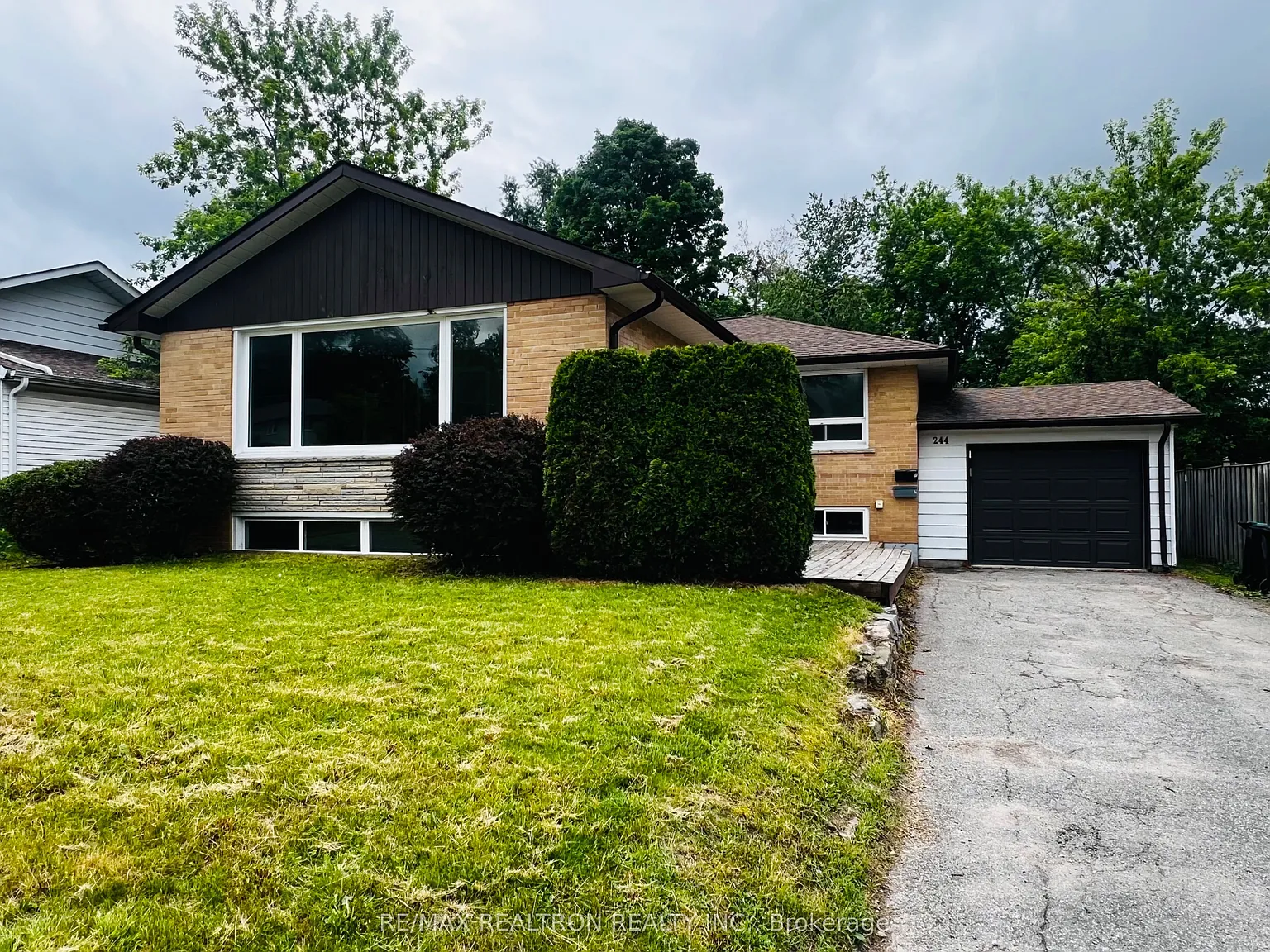 3 bed, $1,850 — Photo 2