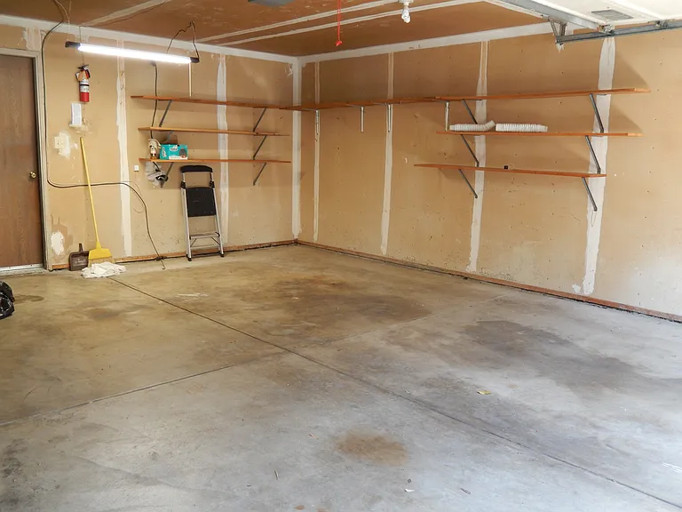 756 Stonegate Dr — Photo 12