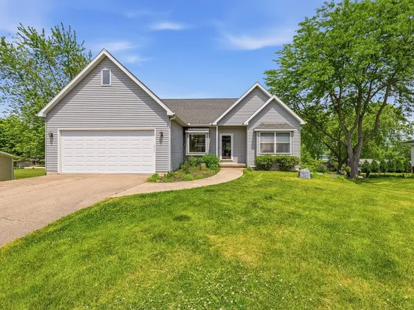 W3162 Jane St, Green Lake, WI 54941
