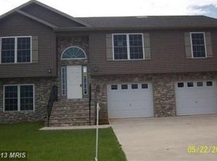 45 Pochards Ct, Martinsburg, WV 25403