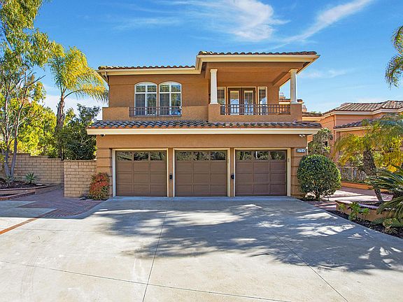 Large 3 car garage with new epoxy floors