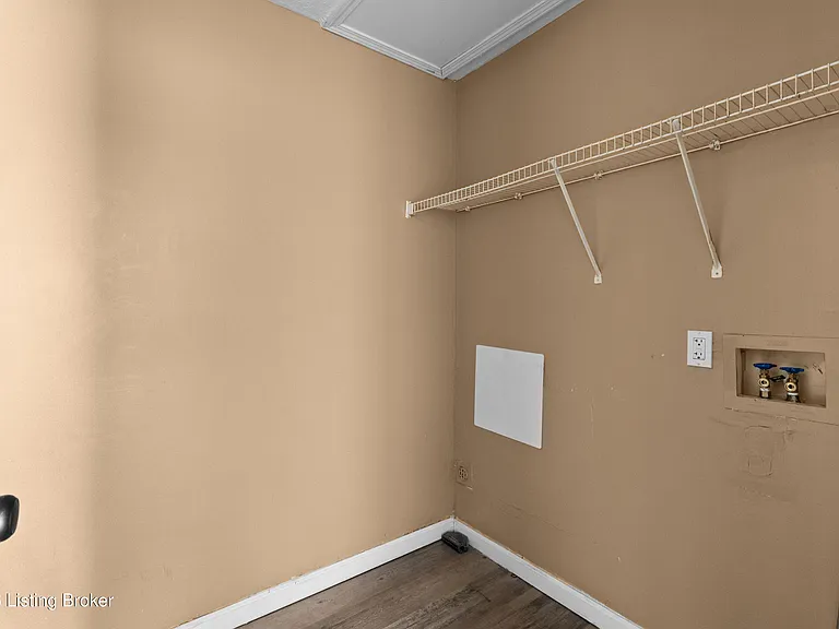 2430 McKindree Ct — Photo 4