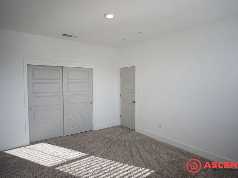 9000 Lily Crest Way — Photo 11