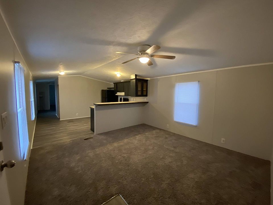 2nd image of 225 Pebble Creek Dr #79
