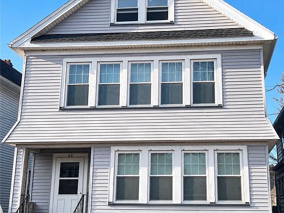 3rd image of 42 Edgewood Ave