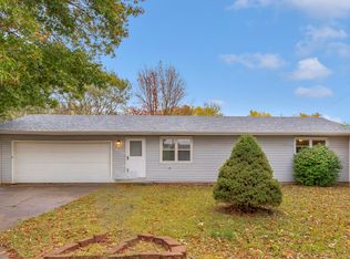 1130 N Hillcrest Ave, Springfield, MO 65802