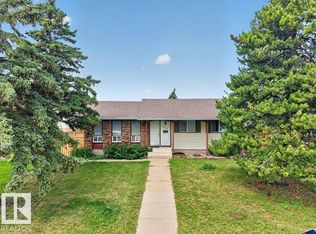6230 36a Ave NW, Edmonton, AB T6L 1H9