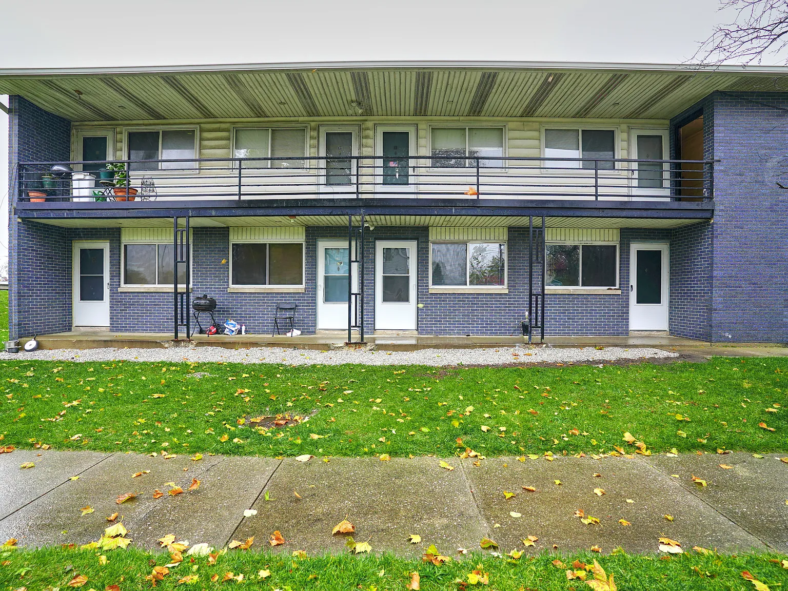 1101 E Bronson — Photo 1