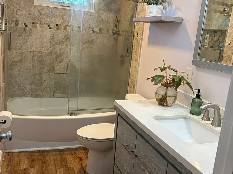 100 Harrison Ave — Photo 2