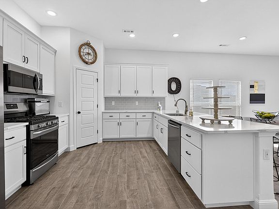 5th image of 2306 N Greystone Square